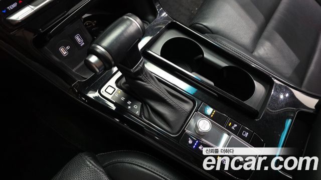 Kia K7 Premier 2.5 GDI Prestige 2020 — фото 9