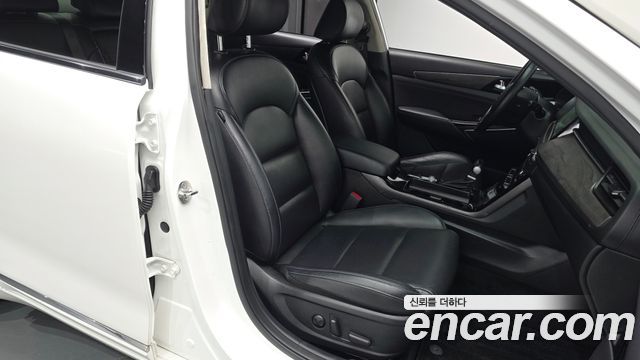 Kia K7 Premier 2.5 GDI Prestige 2020 — фото 11