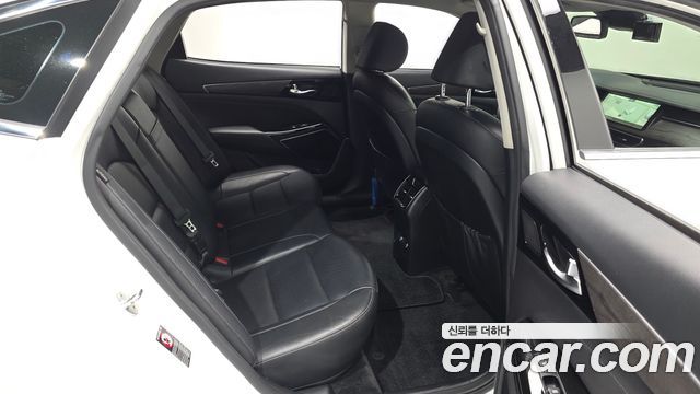 Kia K7 Premier 2.5 GDI Prestige 2020 — фото 12