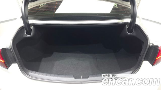 Kia K7 Premier 2.5 GDI Prestige 2020 — фото 20