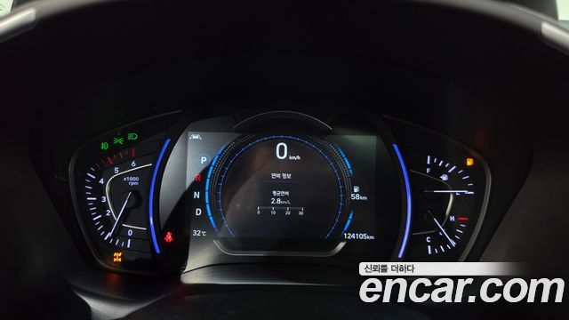 Hyundai Santa Fe (TM) Diesel 2.2 4WD Inspiration 2019 — фото 8