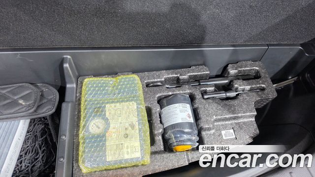 Hyundai Santa Fe (TM) Diesel 2.2 4WD Inspiration 2019 — фото 20