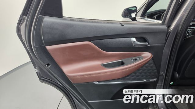 Hyundai Santa Fe (TM) Diesel 2.2 4WD Inspiration 2019 — фото 25