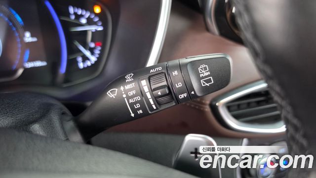 Hyundai Santa Fe (TM) Diesel 2.2 4WD Inspiration 2019 — фото 36