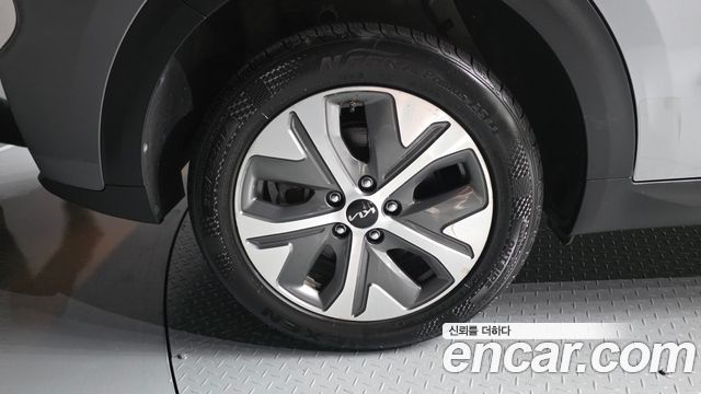 Kia Niro EV Prestige 2022 — фото 5