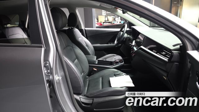 Kia Niro EV Prestige 2022 — фото 11