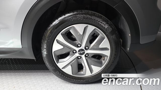 Kia Niro EV Prestige 2022 — фото 21