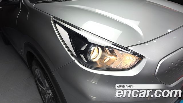 Kia Niro EV Prestige 2022 — фото 22