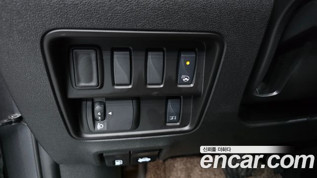 Renault Korea QM6 2.0 LPe RE Signature 2WD 2021 — фото 19