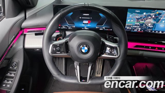 BMW 5 Series (G60) 530i xDrive M Sport 2025 — фото 13