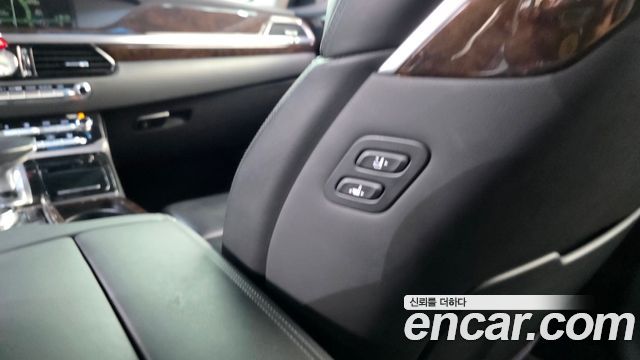 Genesis EQ900 3.8 GDI AWD Premium Luxury 2016 — фото 37