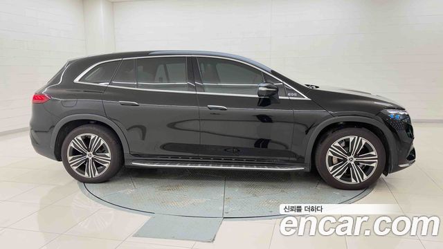 Mercedes-Benz EQS SUV (X296) EQS450 4MATIC 2025 — фото 6