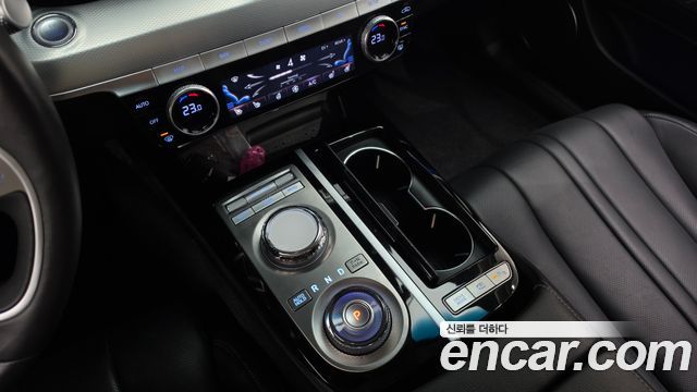 Genesis Electrified G80 (RG3) e-AWD 2024 — фото 9