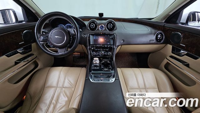 Jaguar XJ 3.0D Premium Luxury LWB X351 2011 — фото 7