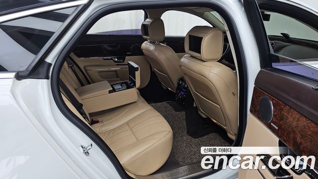 Jaguar XJ 3.0D Premium Luxury LWB X351 2011 — фото 12