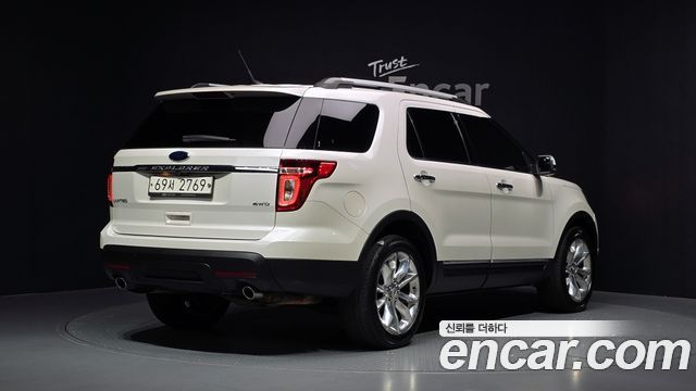 Ford Explorer 3.5 Limited 4WD 5th 2014 — фото 2