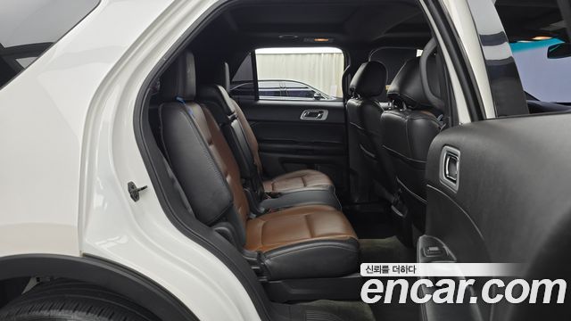 Ford Explorer 3.5 Limited 4WD 5th 2014 — фото 12