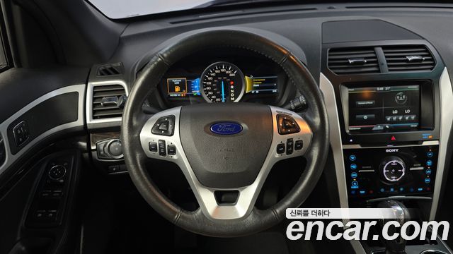 Ford Explorer 3.5 Limited 4WD 5th 2014 — фото 13