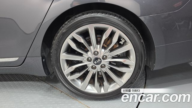 Kia K7 Premier 2.5 GDI Noblesse 2020 — фото 21