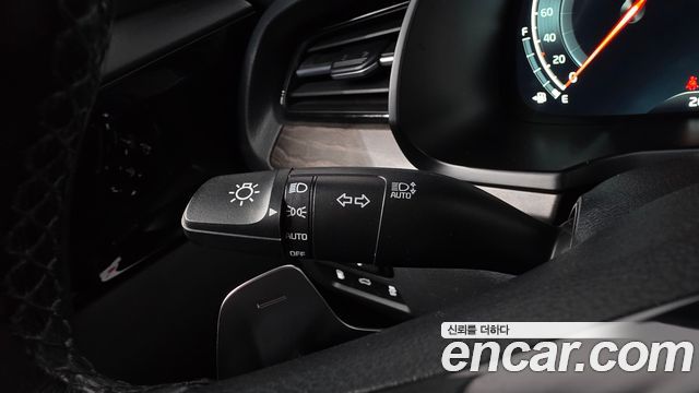 Kia K7 Premier 2.5 GDI Noblesse 2020 — фото 38