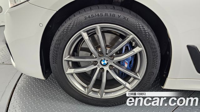 BMW 5 Series (G30) 530i M Sport Package Plus 2018 — фото 5