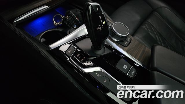 BMW 5 Series (G30) 530i M Sport Package Plus 2018 — фото 9