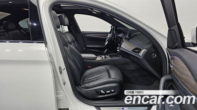 BMW 5 Series (G30) 530i M Sport Package Plus 2018 — фото 11