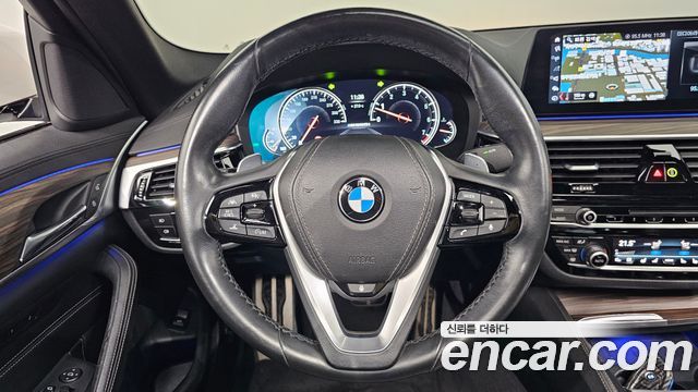 BMW 5 Series (G30) 530i M Sport Package Plus 2018 — фото 13