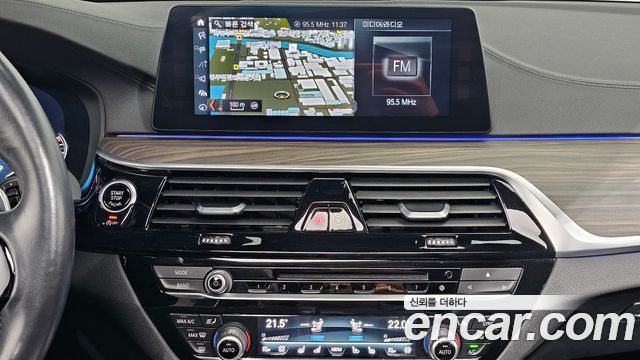 BMW 5 Series (G30) 530i M Sport Package Plus 2018 — фото 14