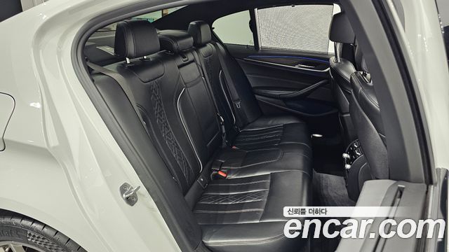 BMW 5 Series (G30) 530i M Sport Package Plus 2018 — фото 26