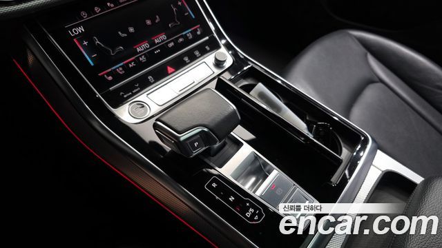 Audi Q8 (4M) 45 TDI Quattro Premium 2021 — фото 9