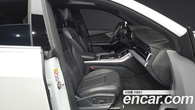 Audi Q8 (4M) 45 TDI Quattro Premium 2021 — фото 11
