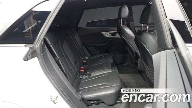 Audi Q8 (4M) 45 TDI Quattro Premium 2021 — фото 12