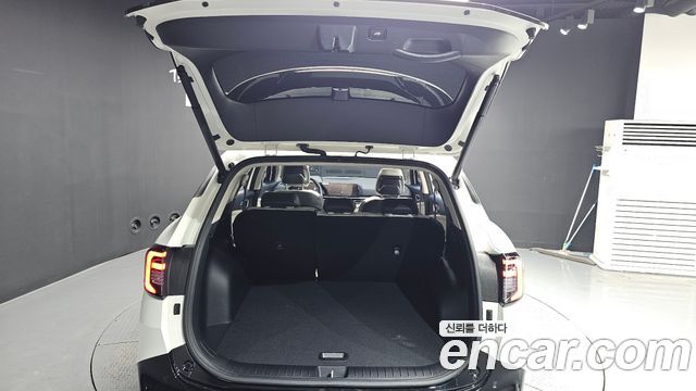 Kia Sportage (V) Gasoline 1.6 Turbo 2WD Signature 2025 — фото 20