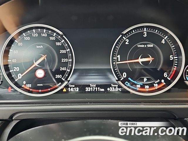 BMW 5 Series (F10) 520d xDrive M Aero Dynamic 2016 — фото 6