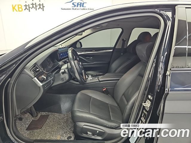 BMW 5 Series (F10) 520d xDrive M Aero Dynamic 2016 — фото 15