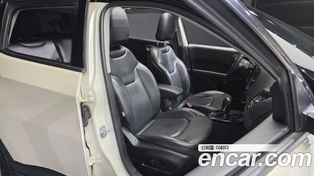 Jeep Compass (II) 2.4 Limitied AWD 2018 — фото 11