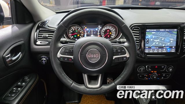 Jeep Compass (II) 2.4 Limitied AWD 2018 — фото 12