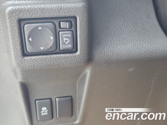 Nissan Cube 1.8 S Z12 2012 — фото 10