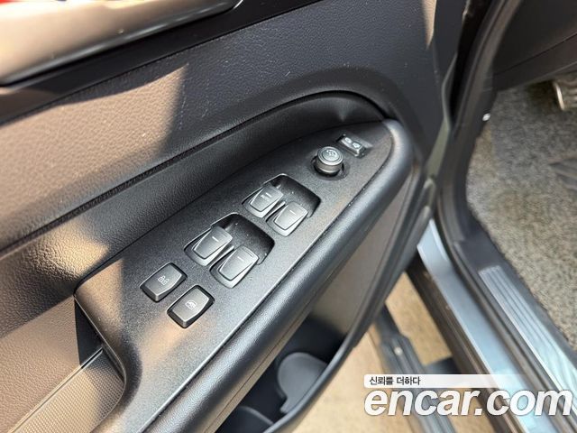KG Mobility (SsangYong) Rexton Sports Khan Diesel 2.2 4WD Dynamic Edition (5-Link) 2021 — фото 16