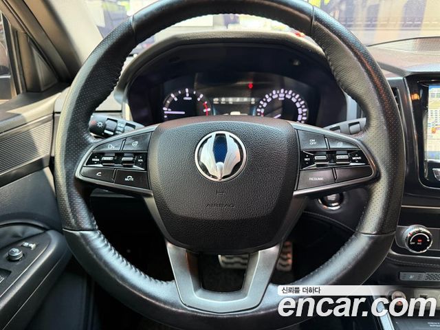 KG Mobility (SsangYong) Rexton Sports Khan Diesel 2.2 4WD Dynamic Edition (5-Link) 2021 — фото 17