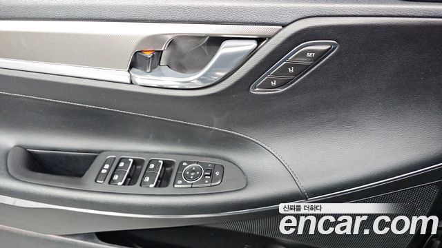 Hyundai Grandeur (IG) 3.0 LPi Exclusive 2020 — фото 28