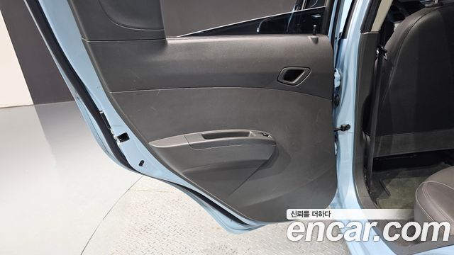 Chevrolet Spark LPG LS+ 2014 — фото 25