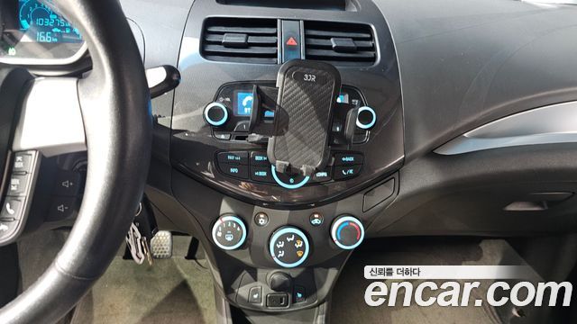 Chevrolet Spark LPG LS+ 2014 — фото 28