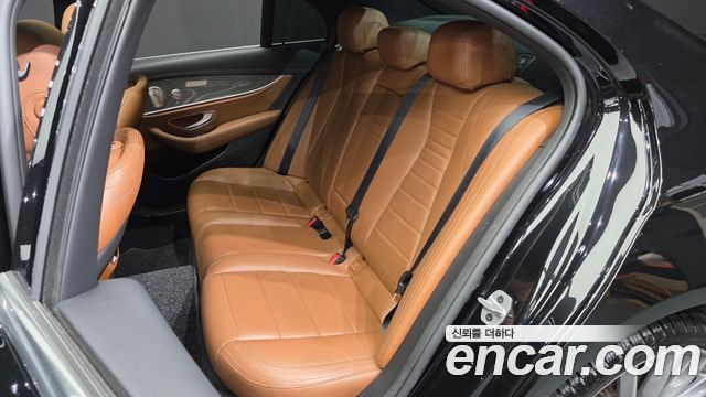 Mercedes-Benz E-Class (W213) E350 4MATIC AMG Line 2021 — фото 11