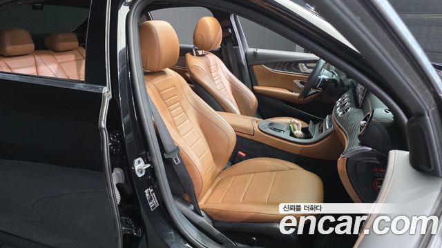 Mercedes-Benz E-Class (W213) E350 4MATIC AMG Line 2021 — фото 12