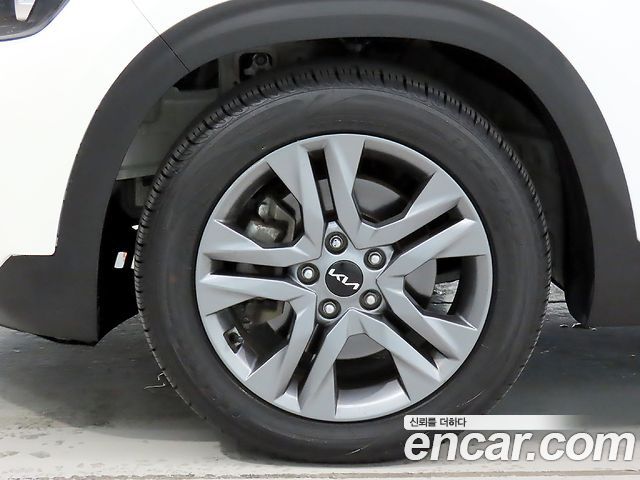 Kia Seltos Gasoline 1.6 Turbo 2WD Prestige 2023 — фото 24