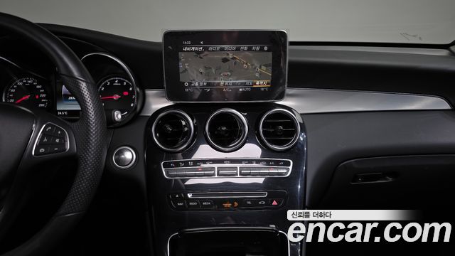 Mercedes-Benz GLC-Class (X253) GLC350e 4MATIC Premium 2019 — фото 14
