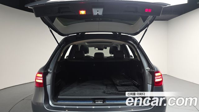 Mercedes-Benz GLC-Class (X253) GLC350e 4MATIC Premium 2019 — фото 20