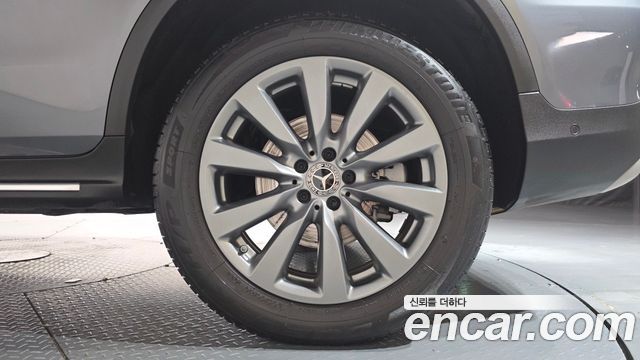 Mercedes-Benz GLC-Class (X253) GLC350e 4MATIC Premium 2019 — фото 21